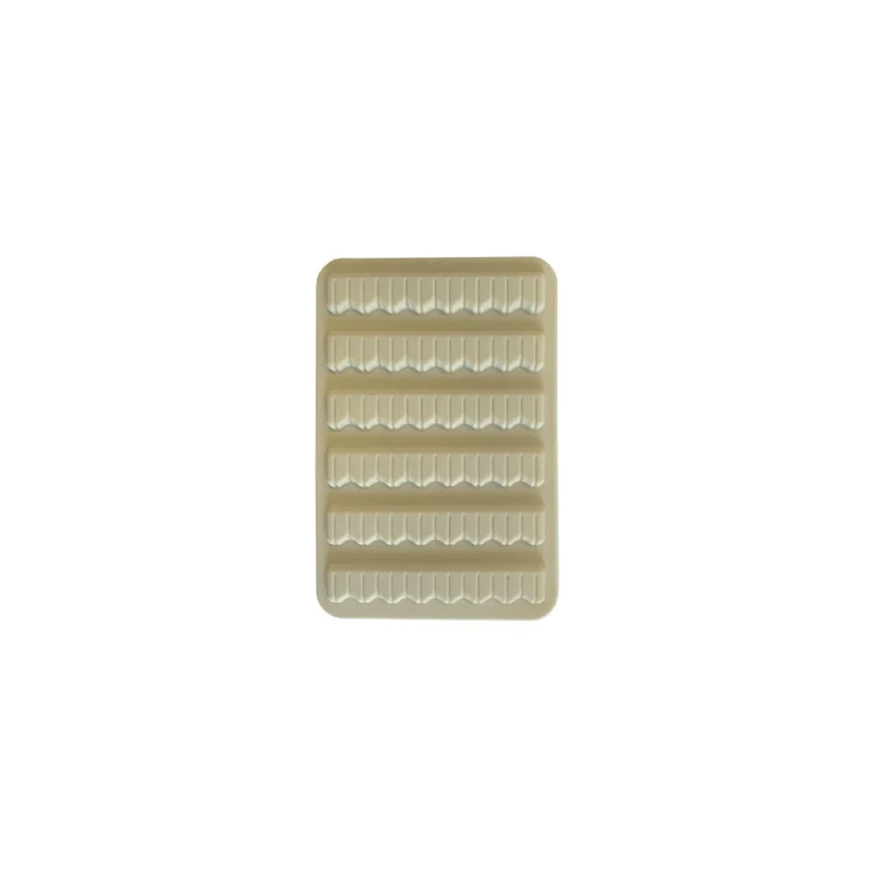 Tacky Silicone Fly Patch